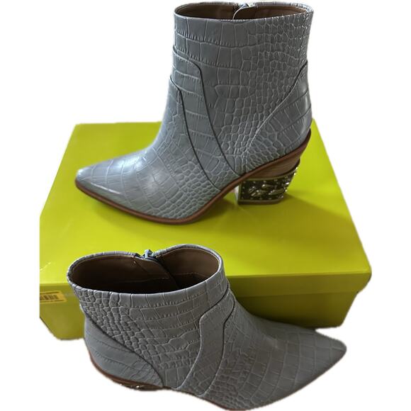 Gianni Bini Eviee Croc-Embossed Ankle Boots – Thunder Blue – Size 6M - Picture 4 of 10